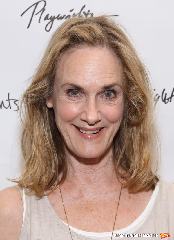 Lisa Emery  Photo