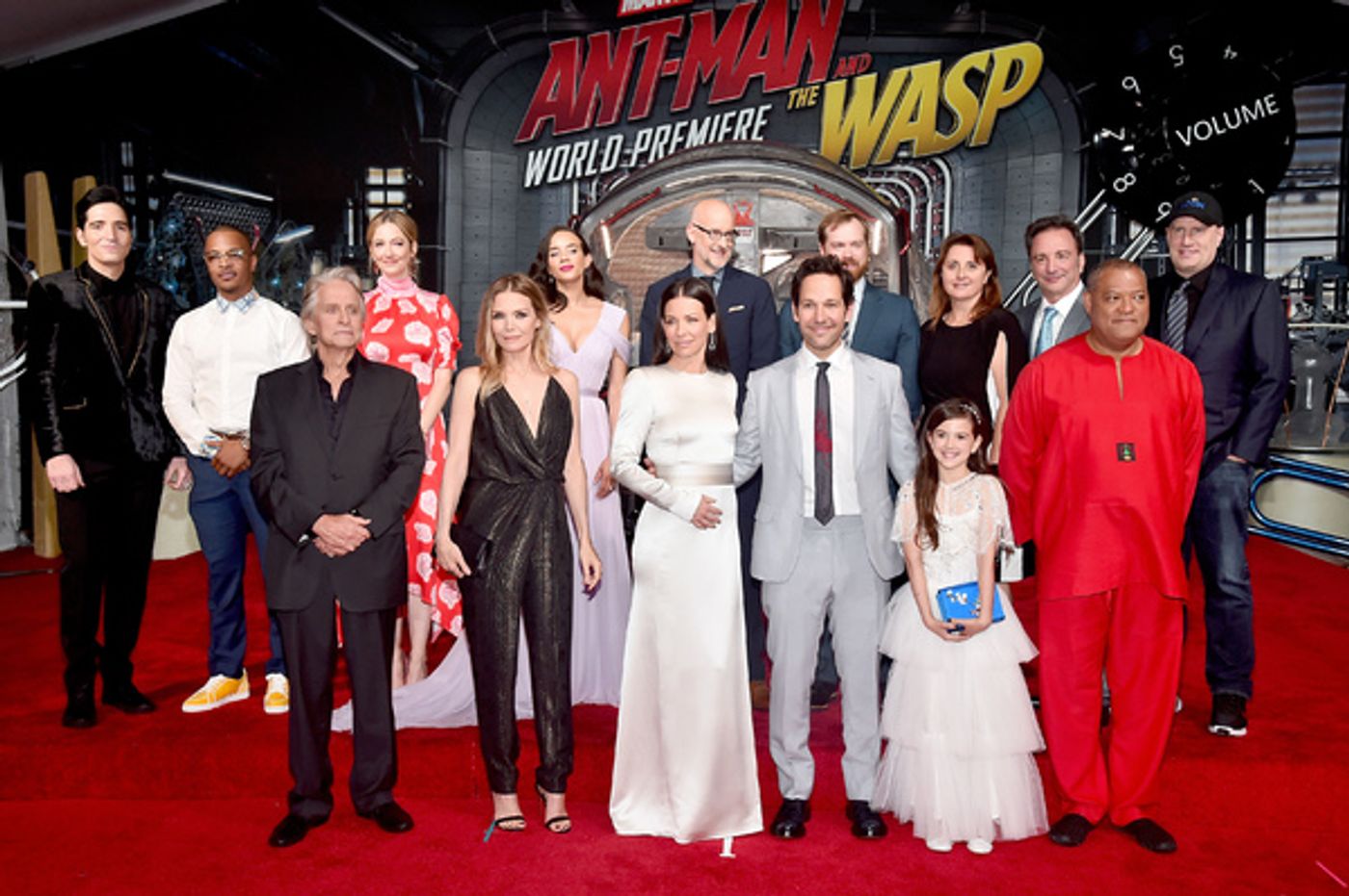 Photo Flash: Paul Rudd, Evangeline Lilly, & More at the ANT-MAN AND THE WASP World Premiere  Image