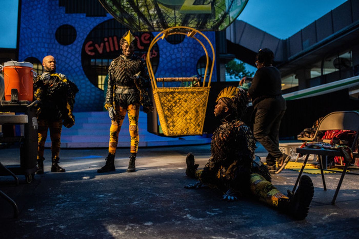 Photo Flash: Go Backstage With the Cast of The Muny's THE WIZ  Image