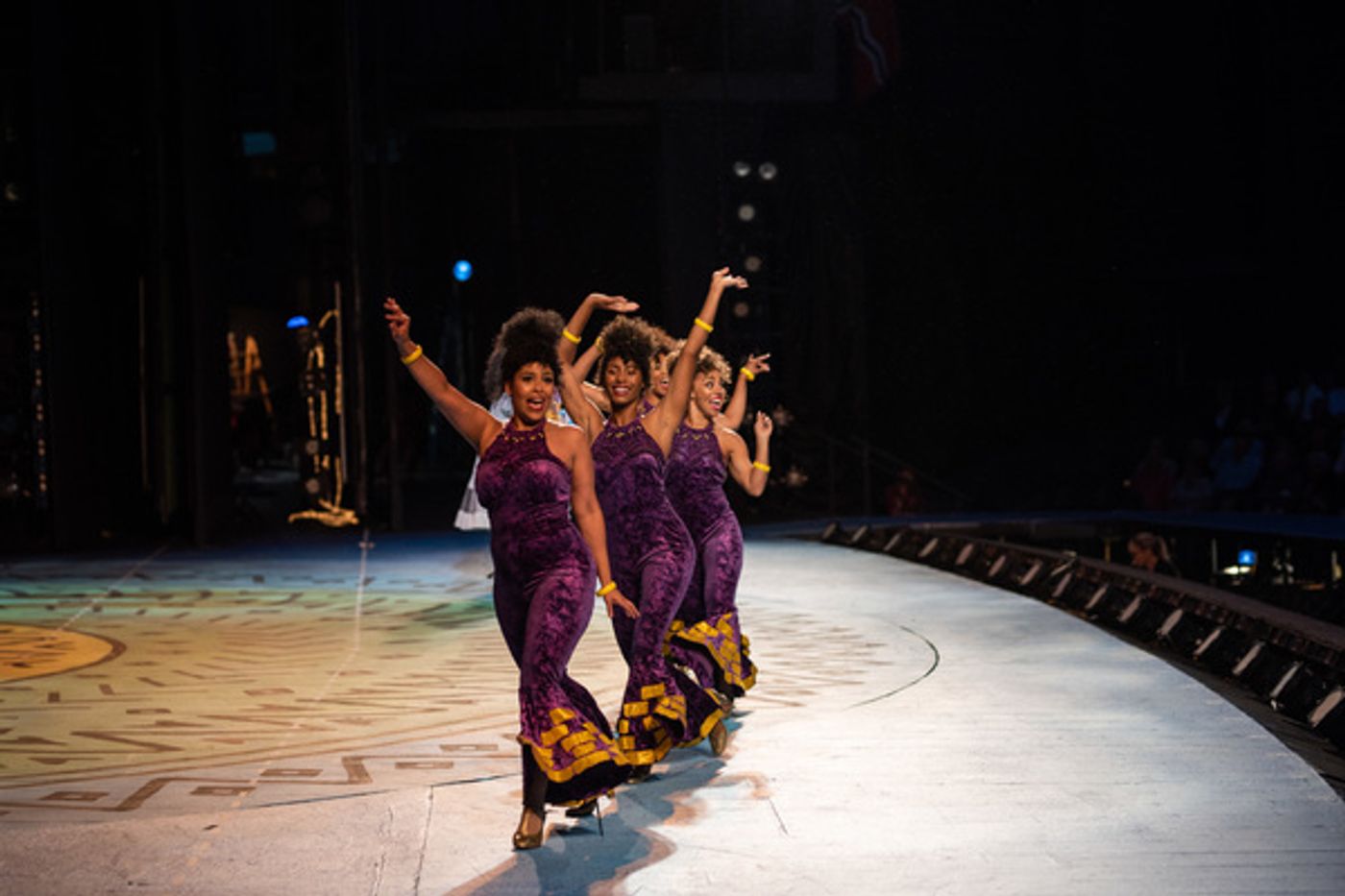 Photo Flash: Go Backstage With the Cast of The Muny's THE WIZ  Image
