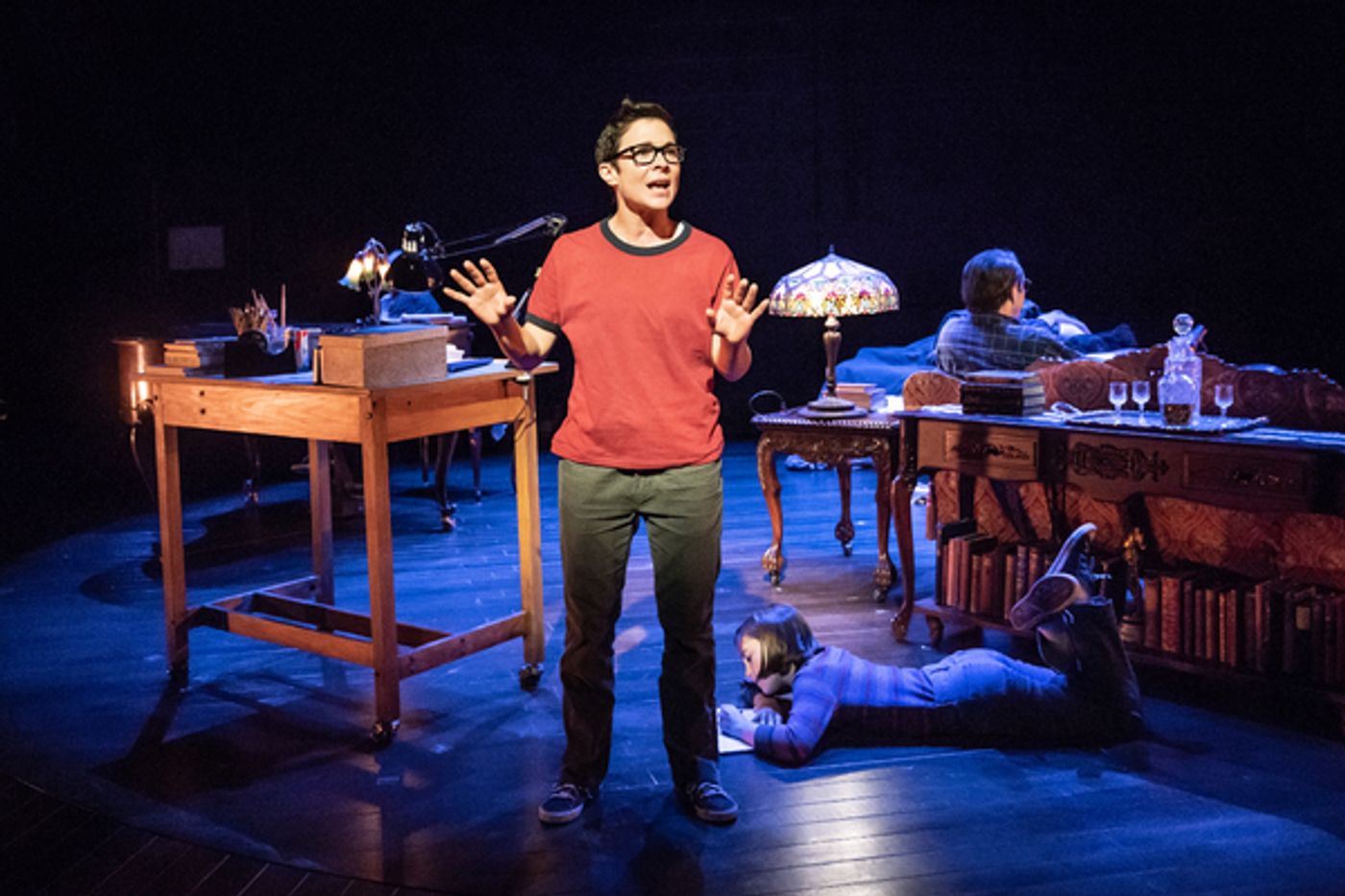 Photo Flash: First Look at the Young Vic's FUN HOME  Image