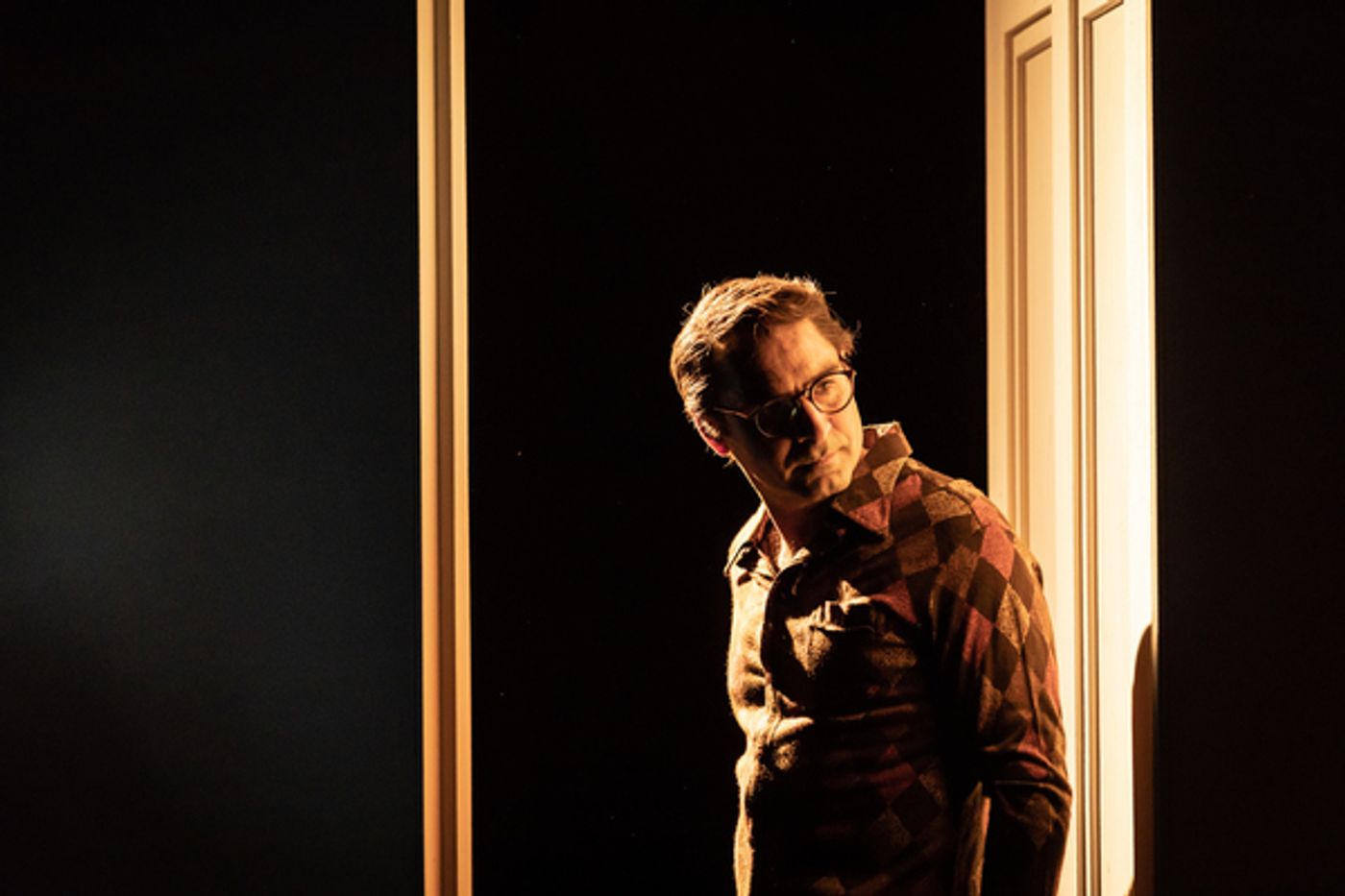 Photo Flash: First Look at the Young Vic's FUN HOME  Image