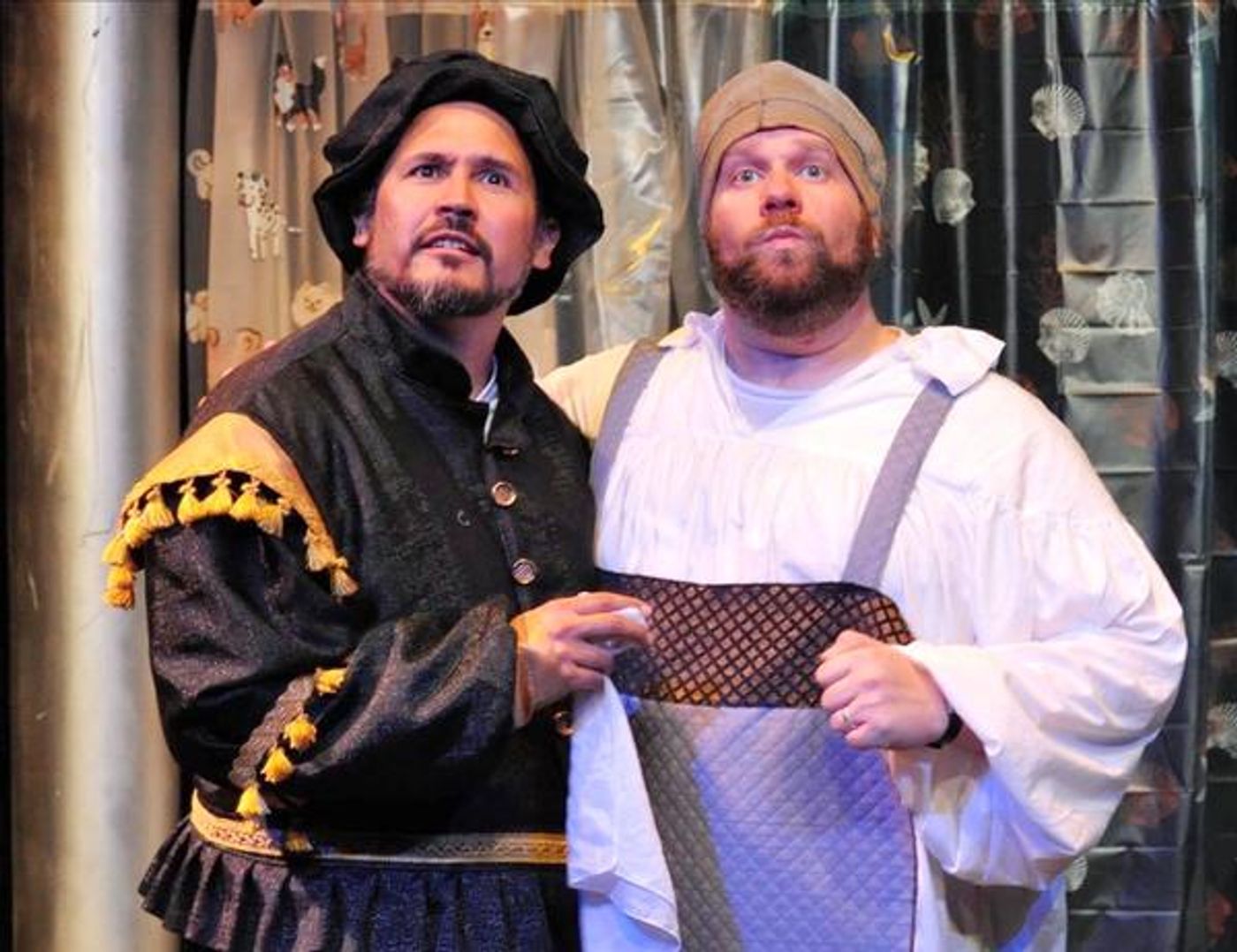Photo Flash: Lowry's Spotlight Theater Presents THE COMPLETE WORKS OF WILLIAM SHAKESPEARE (ABRIDGED) [REVISED]  Image
