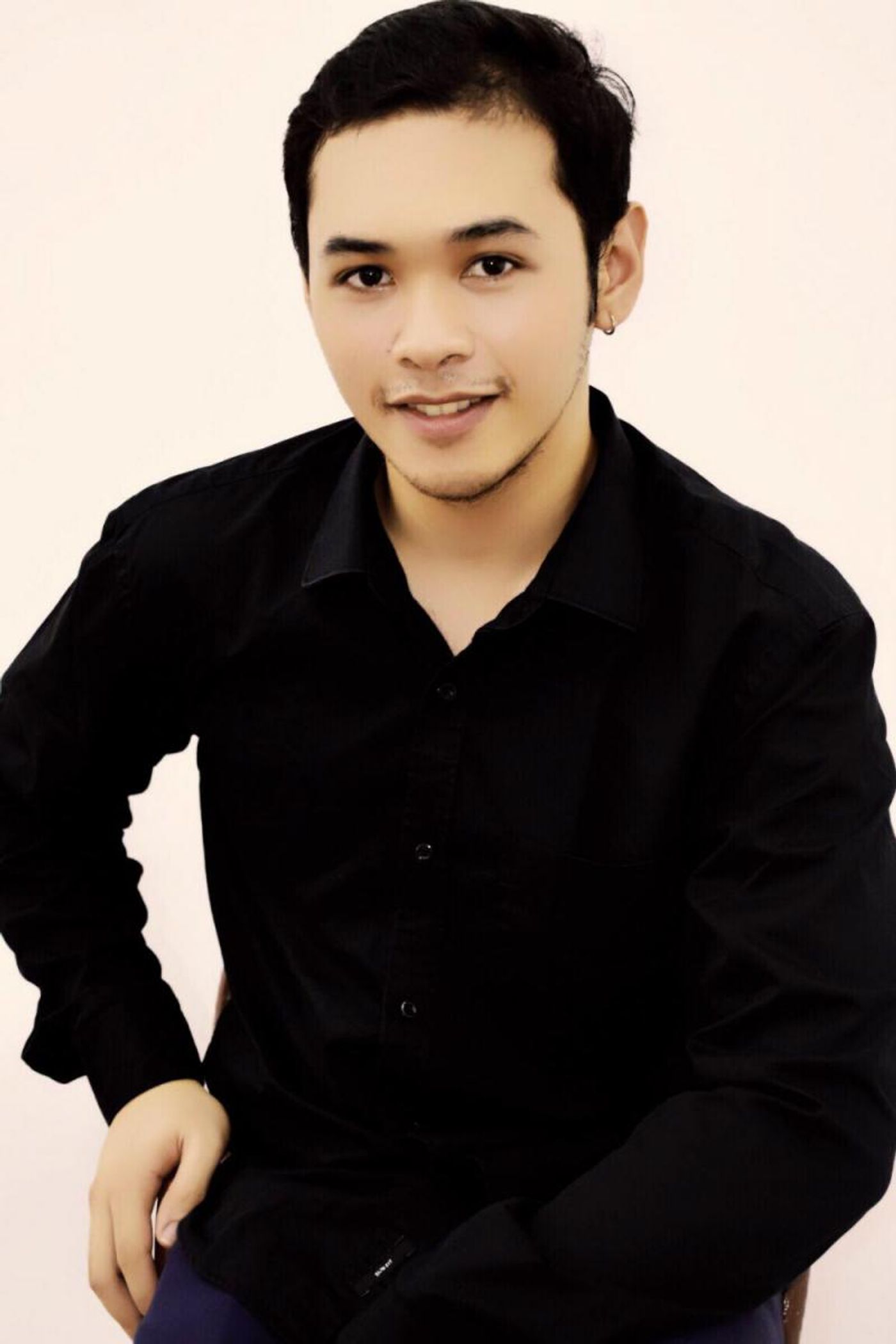 Photo Flash: Meet the Cast of New Filipino Musical GEE-GEE AT WATERINA Photo Flash: Meet the Cast of New Filipino Musical GEE-GEE AT WATERINA Image