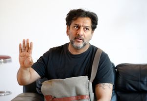 Nitin Ganatra Photo