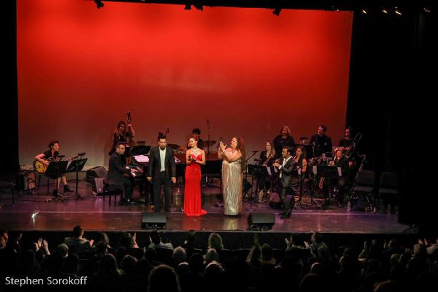 Photo Coverage: Clint Holmes, Natalie Douglas, Veronica Swift, and Nicolas King in 'New York Old Friend' Photo Coverage: Clint Holmes, Natalie Douglas, Veronica Swift, and Nicolas King in 'New York Old Friend' Image