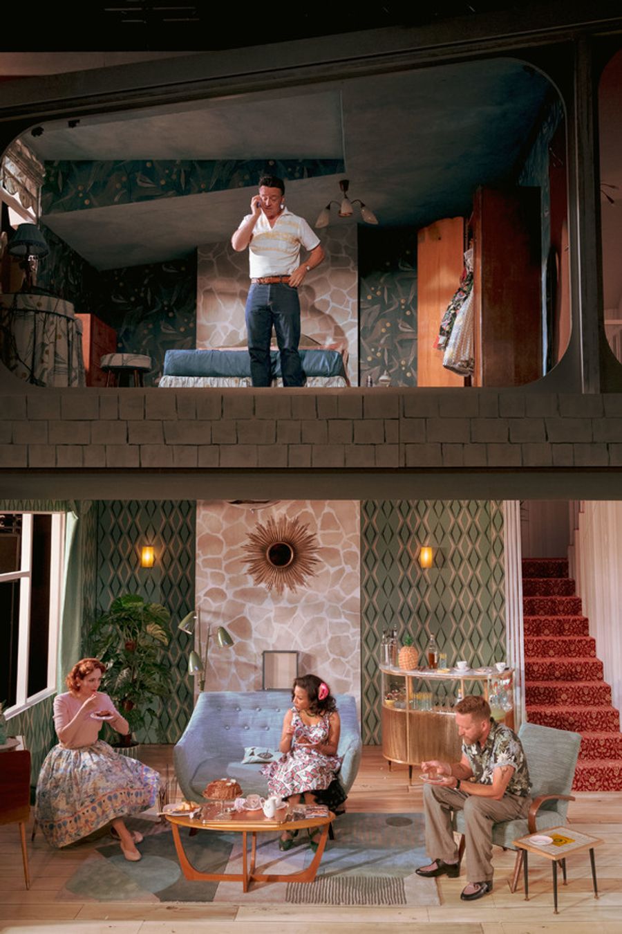 Photo Flash: First Look at Katherine Parkinson and the Cast of HOME, I'M DARLING Image