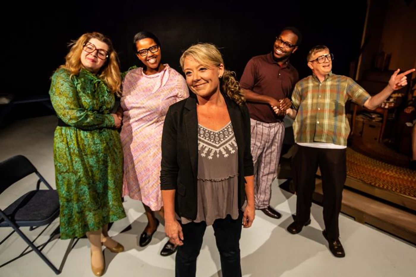 Review:  Hilarious Healing Makes us 'WELL' at Birmingham Festival Theatre  Image