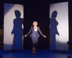 Linda Balgord (as Dorothy Brock) @ BroadwayWorld Linda Balgord (as Dorothy Brock) Photo