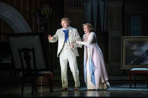 PellÃ©asÂ (John Chest) and MÃ©lisandeÂ (Christina Gansch) Photo