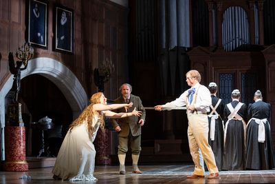 MÃ©lisandeÂ (Christina Gansch) and GolaudÂ (Christopher Purves) Photo