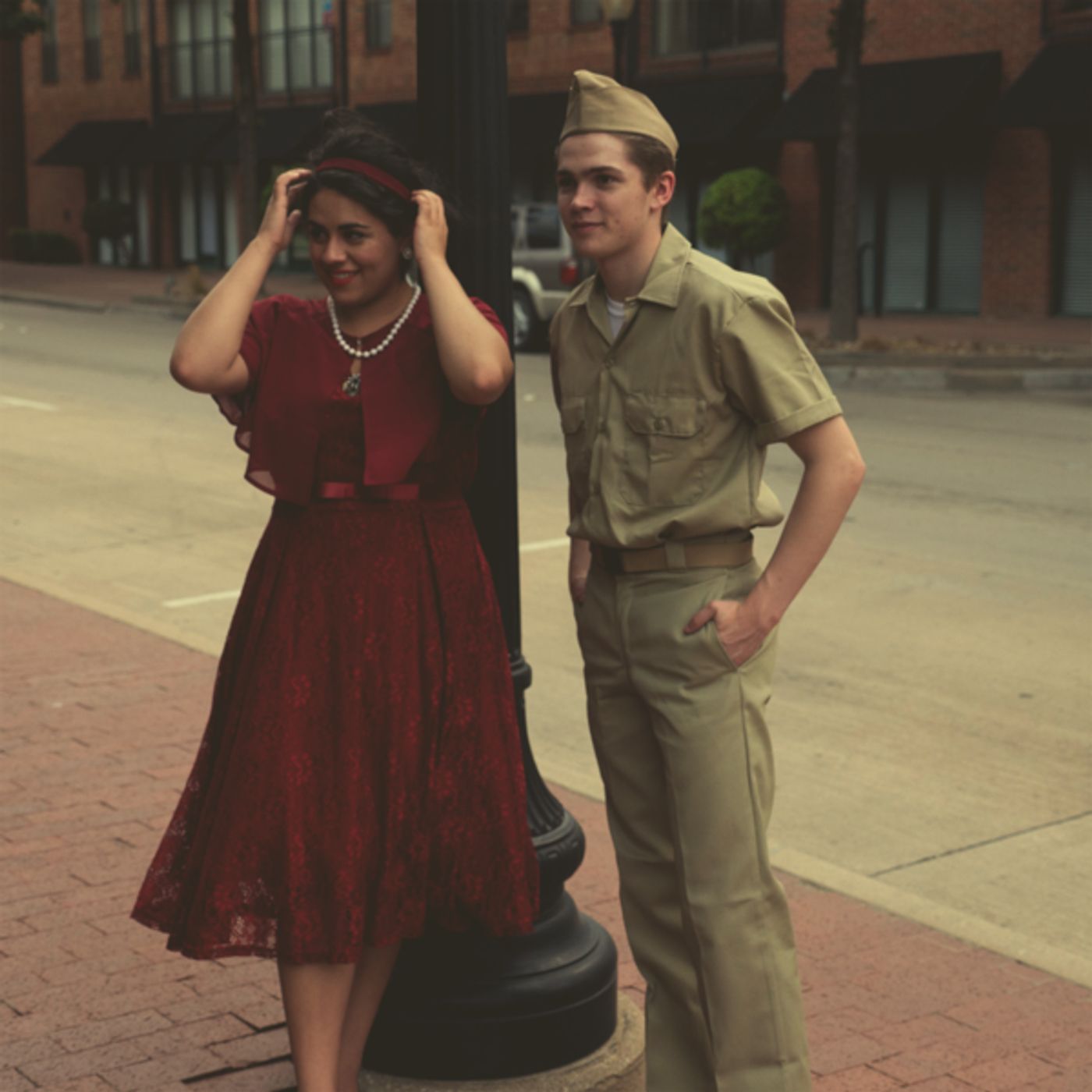 Photo Flash: Junior Players' and University of Texas' DOGFIGHT  Image