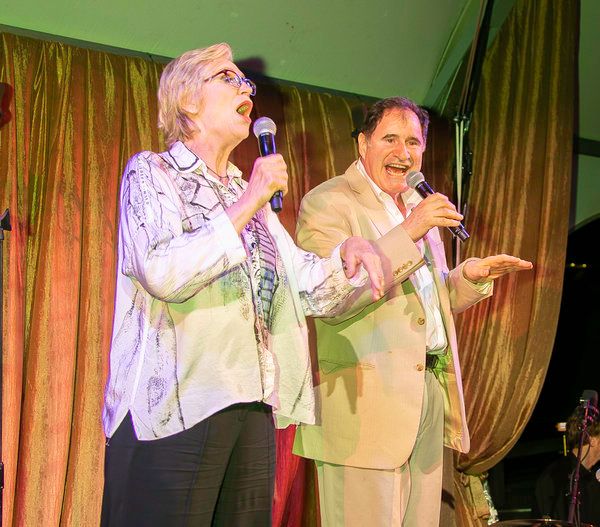 Jane Lynch and Richard Kind
 Photo