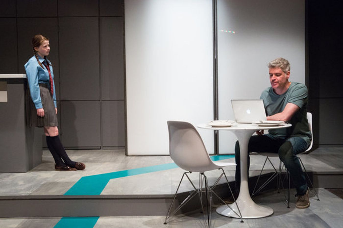 Photo Flash: Steep Theatre Presents LINDA By Penelope Skinner  Image