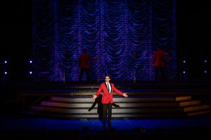 Bobby Conte Thornton @ BroadwayWorld Bobby Conte Thornton Photo