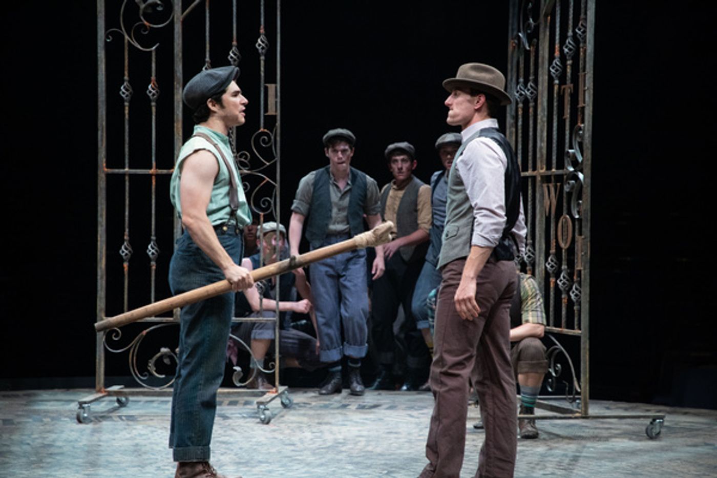 Photo Flash: First Look at NEWSIES at Broadway At Music Circus  Image