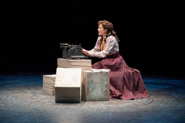Photo Flash: First Look at NEWSIES at Broadway At Music Circus — photo 12 of 24