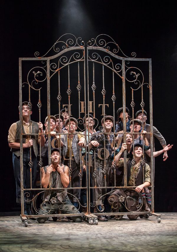Photo Flash: First Look at NEWSIES at Broadway At Music Circus — photo 19 of 24