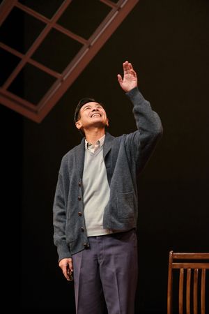 Joel de la Fuente @ BroadwayWorld Joel de la Fuente Photo