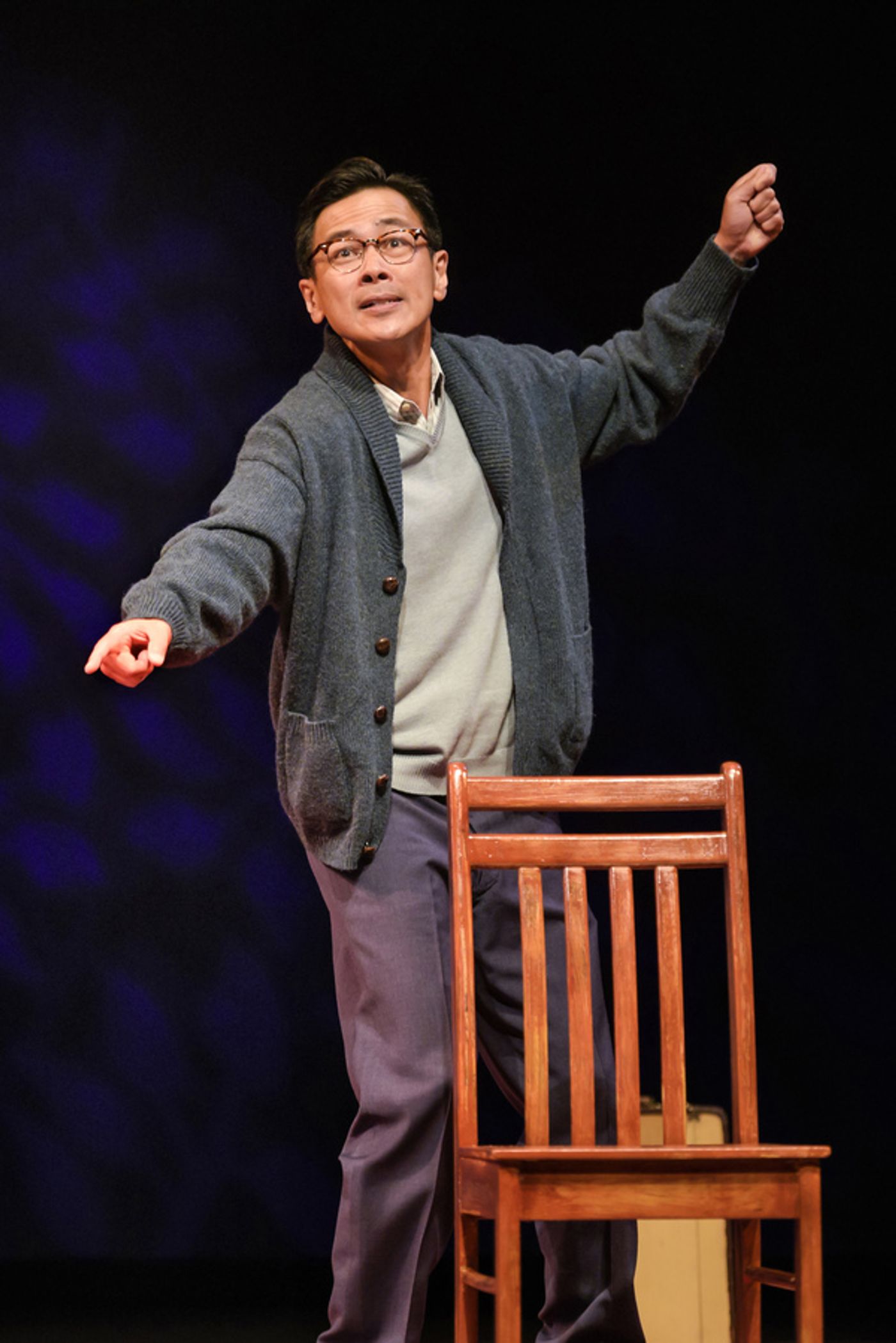 Photo Flash  TheatreWorks Silicon Valley Presents HOLD THESE TRUTHS  Image