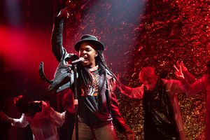 Samantha Marie Ware Photo