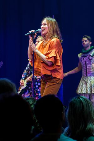 Belinda Carlisle Photo