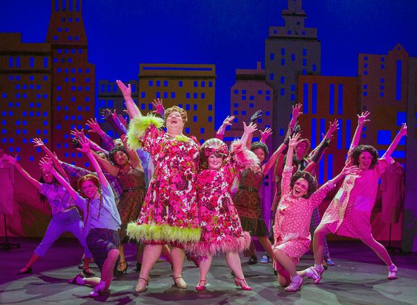 Jason Simon as Edna Turnblad, Katy Geraghty as Tracy Turnblad Photo