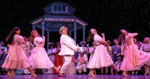 Justin Robertson @ BroadwayWorld Justin Robertson Photo