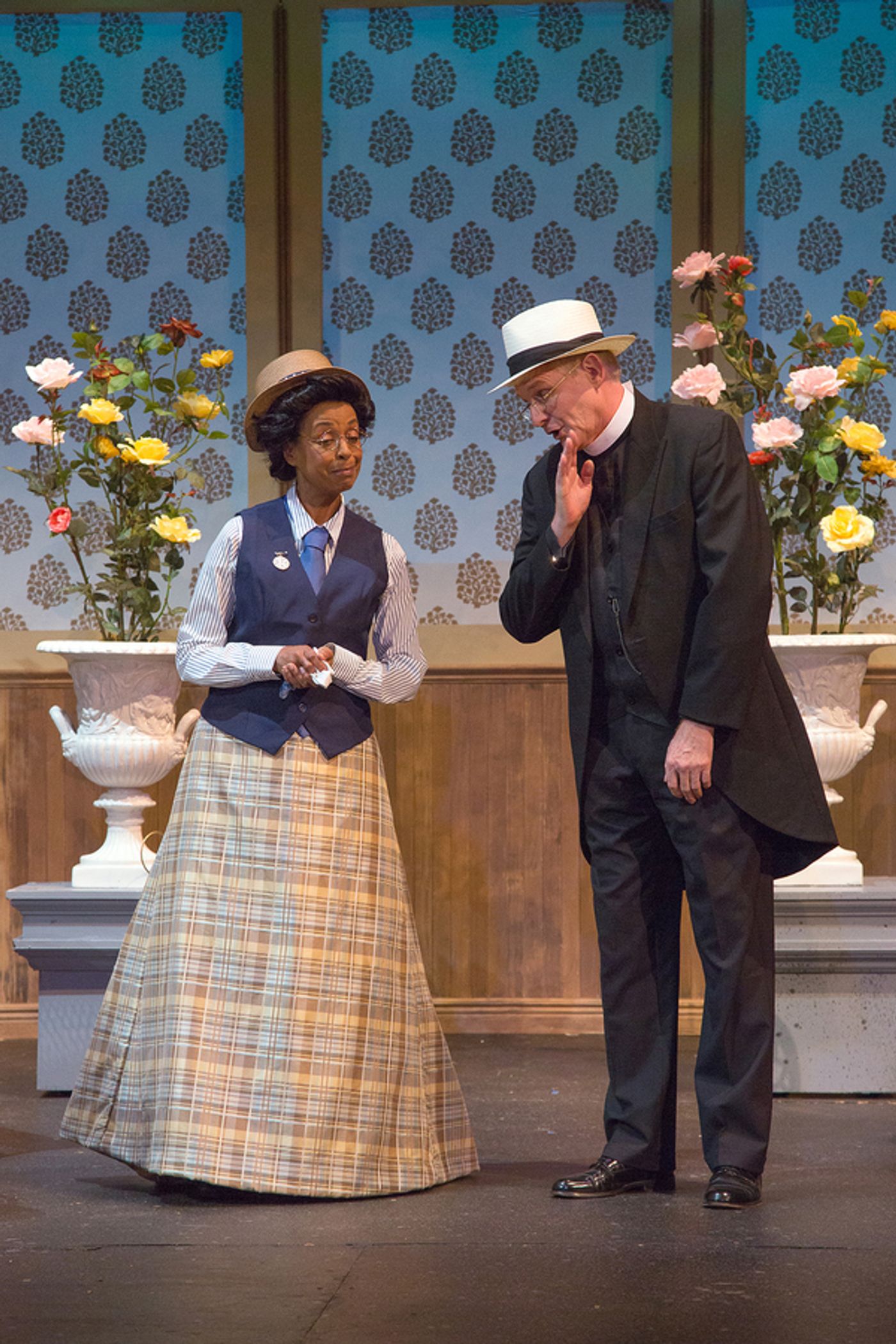 Photo Flash: First Look at Insight Theatre Company's THE IMPORTANCE OF BEING EARNEST  Image