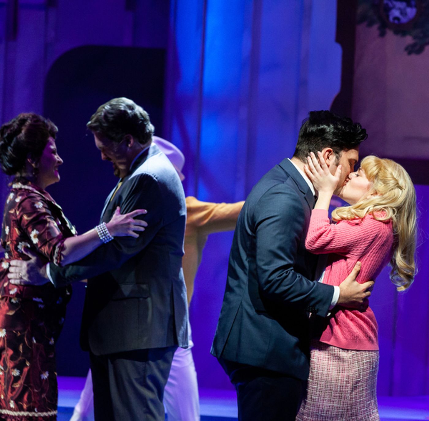 Photo Flash: Arizona Broadway Theatre Presents CATCH ME IF YOU CAN  Image