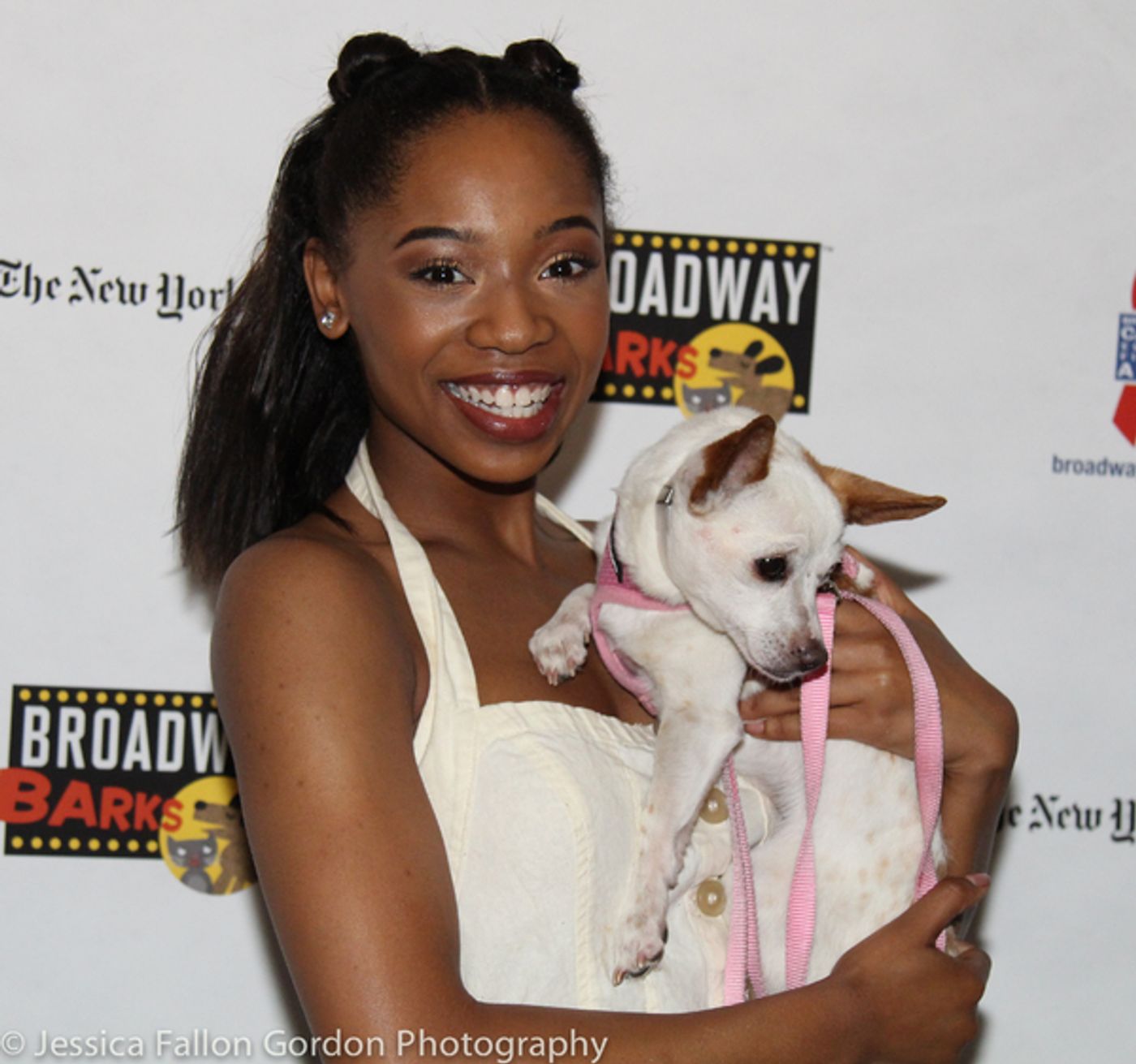 Photo Coverage: The Stars Come Out For Broadway Barks, Hosted by Bernadette Peters and Victor Garber  Image