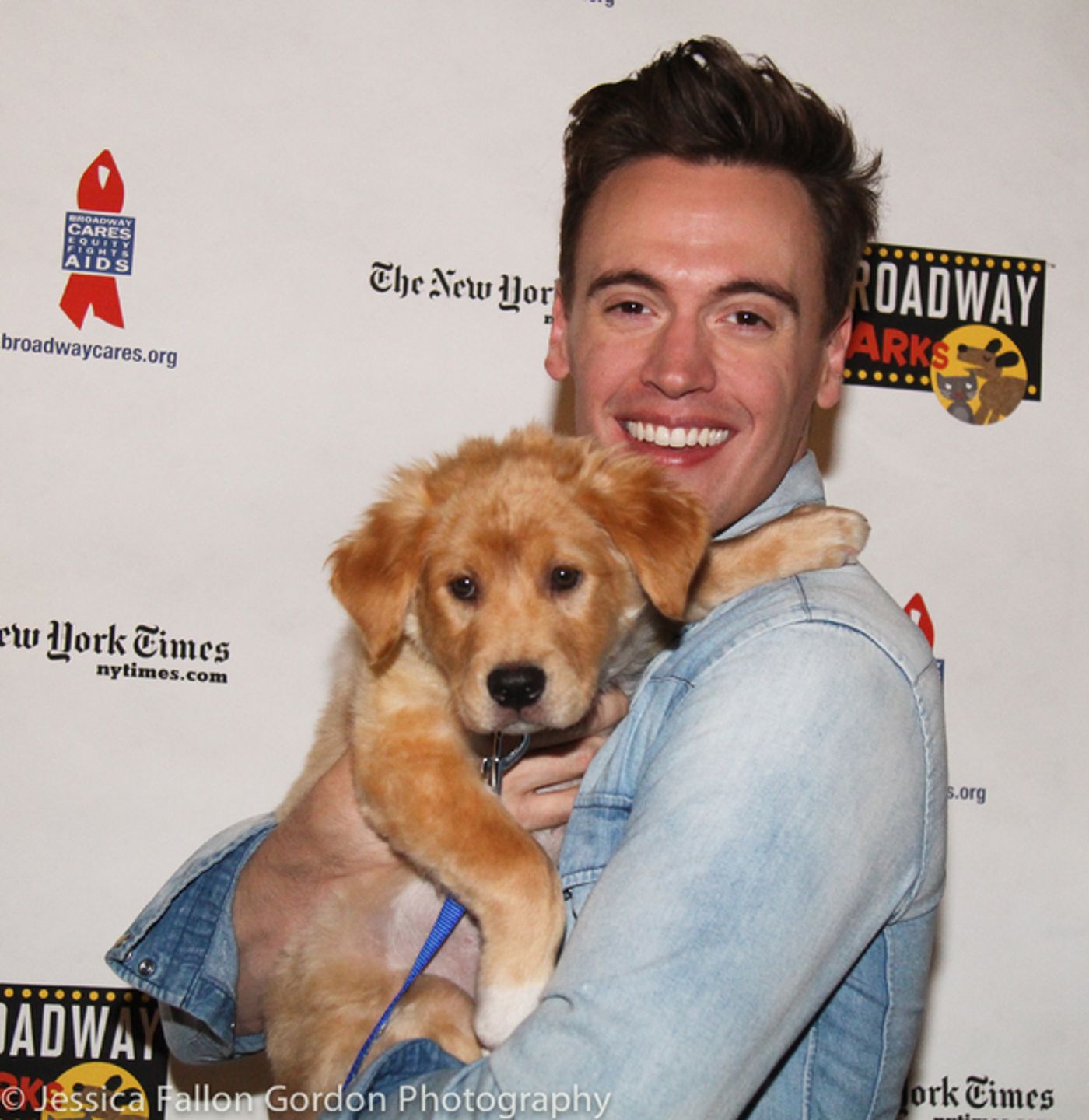 Photo Coverage: The Stars Come Out For Broadway Barks, Hosted by Bernadette Peters and Victor Garber  Image