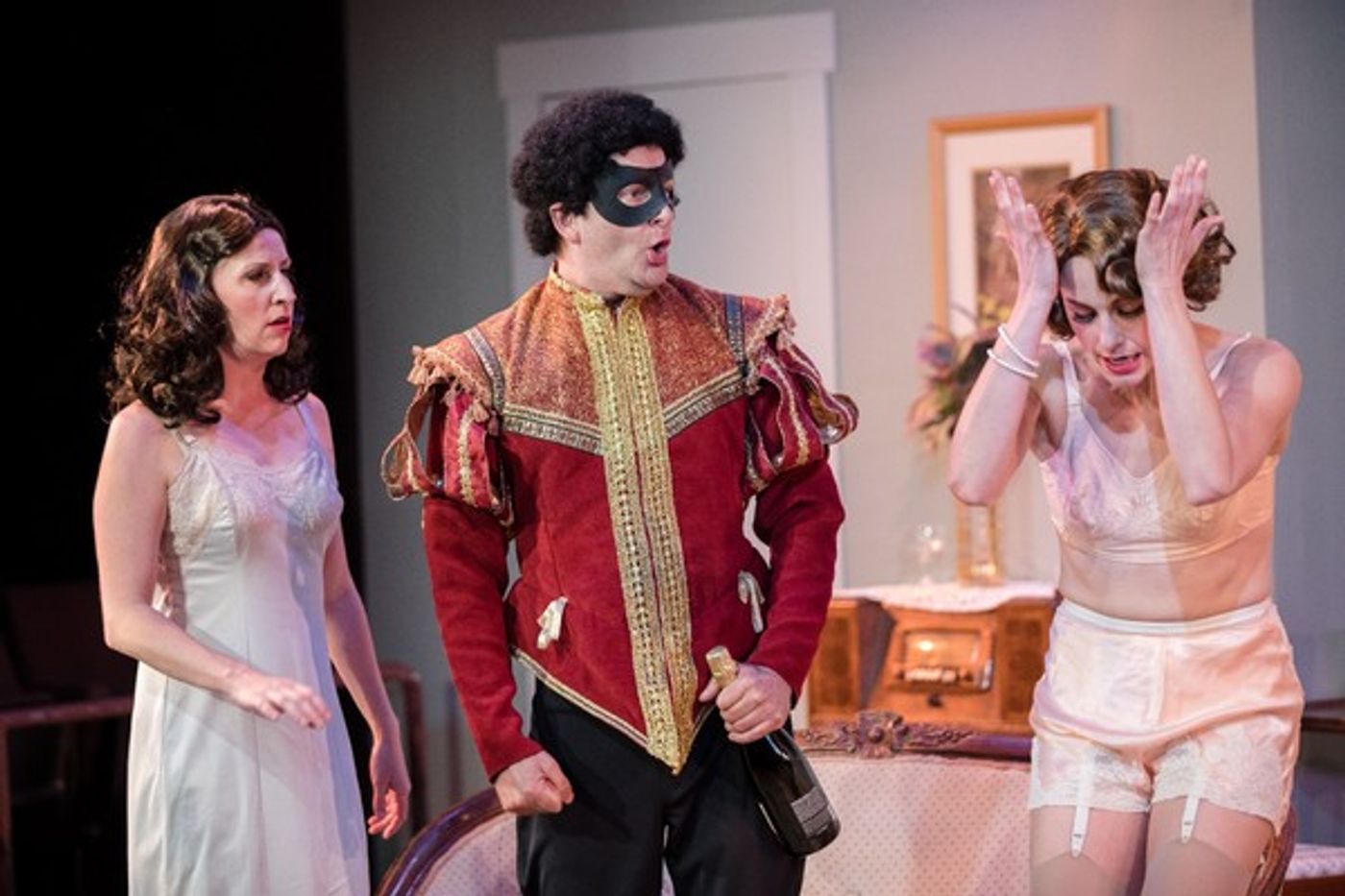 Photo Flash: Miners Alley Presents Ken Ludwig's LEND ME A TENOR  Image