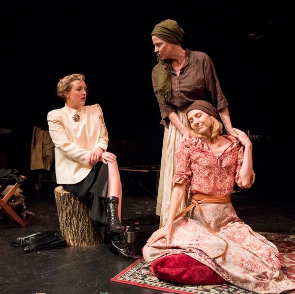 Eliza Renner, Kathleen Wise, Marianne Tatum Photo