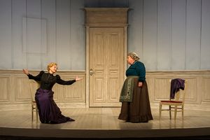 Laila Robins, Mary Stout Photo