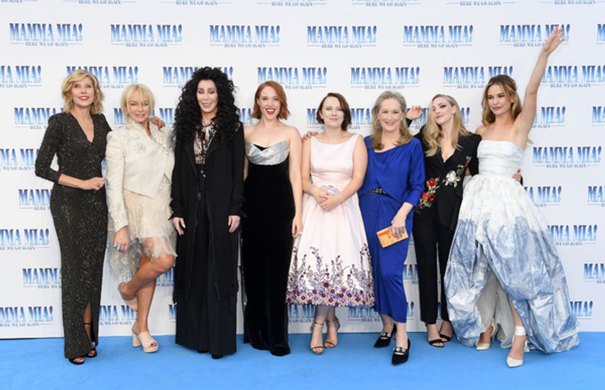 Christine Baranski, Julie Walters, Cher, Jessica Keenan Wynn, Alexa Davies, Meryl Streep, Amanda Seyfried y Lily James at 