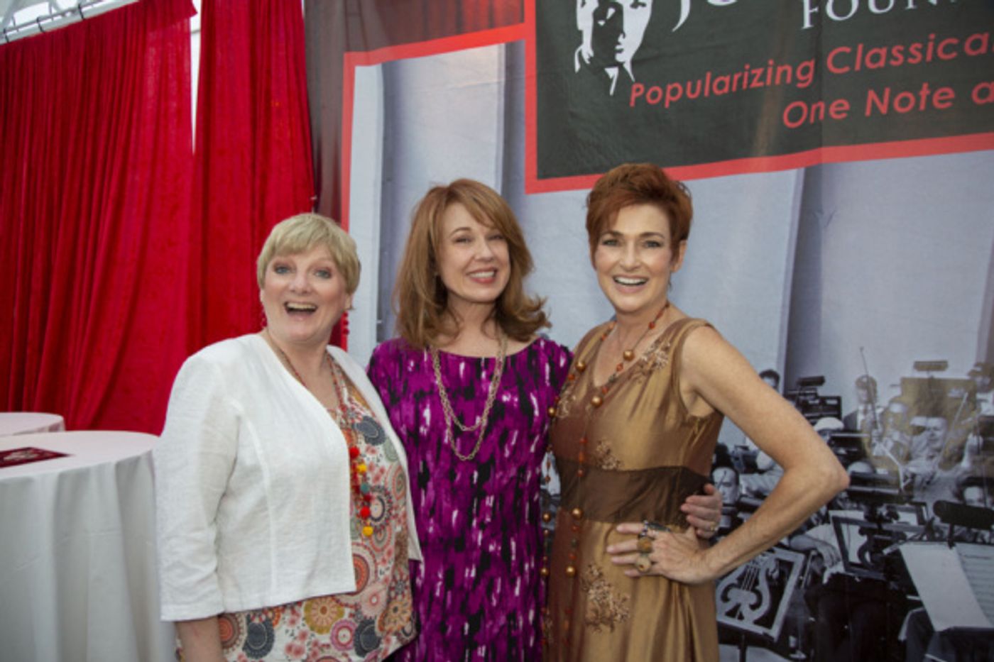 Photo Flash: The Stars Gather Under The Stars For the Great Jose Iturbi at The Hollywood Bowl  Image