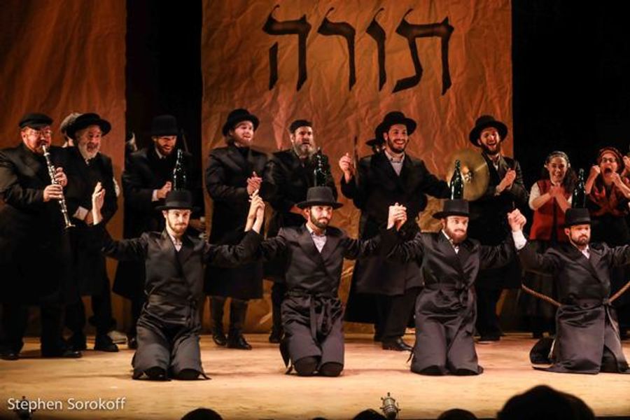Photo Coverage: Inside Opening Night of FIDDLER ON THE ROOF in Yiddish Image