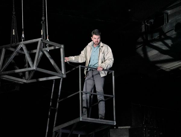 BEN BLISS (ROBERT WILSON) Photo
