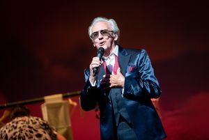 Tony Christie Photo