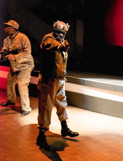 King Richard III (L. Peter Callender) fights to retain his throne as usurpers attempt Photo