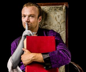 Maiko Terazawa (behind) and Kevin Webb Photo