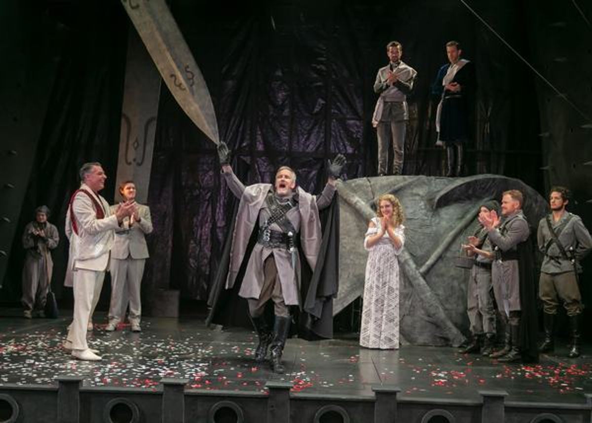 Robert Cuccioli as Marcus, Bruce Cromer as Titus Andronicus, Fiona Robberson as Lavinia, Oliver Archibald as Bassianus, Benjamin Eakeley as Saturninus, Clark Scott Carmichael as Lucius with the company of Titus Andronicus at 