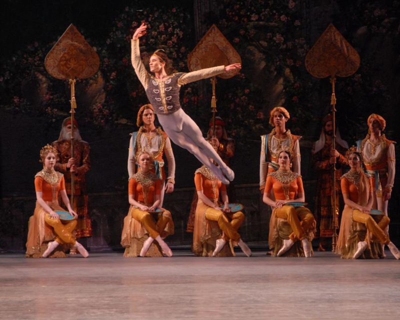 Review: ABT Bewitches with La Bayadere' at Dorothy Chandler Pavilion  Image