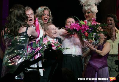 Kelsey Grammer, Jerry Herman, Douglas Hodges, Christine Andreas with ensemble cast
du Photo