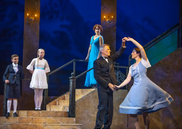 Wesley Stewart, Sofia Oberg, Elizabeth Claire Lawrence, Scott Solomon, Jillian Bader Photo