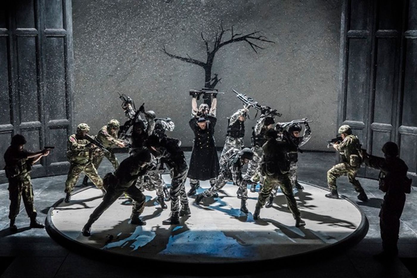 Photo Flash: First Look at All New Photos of Ian McKellen in KING LEAR  Image