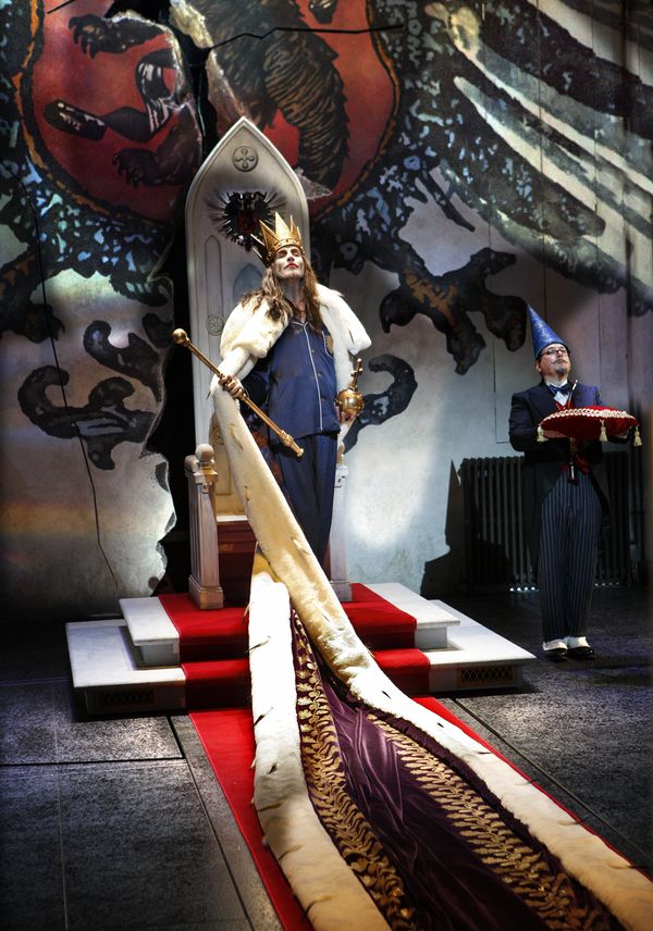 Rhys Ifans as the King Photo