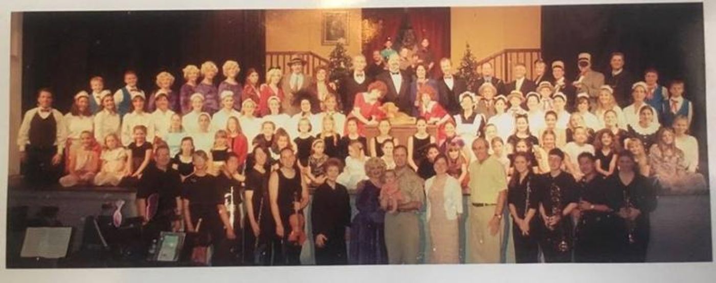 Review: ANNIE at Moorestown Theater Company  Image