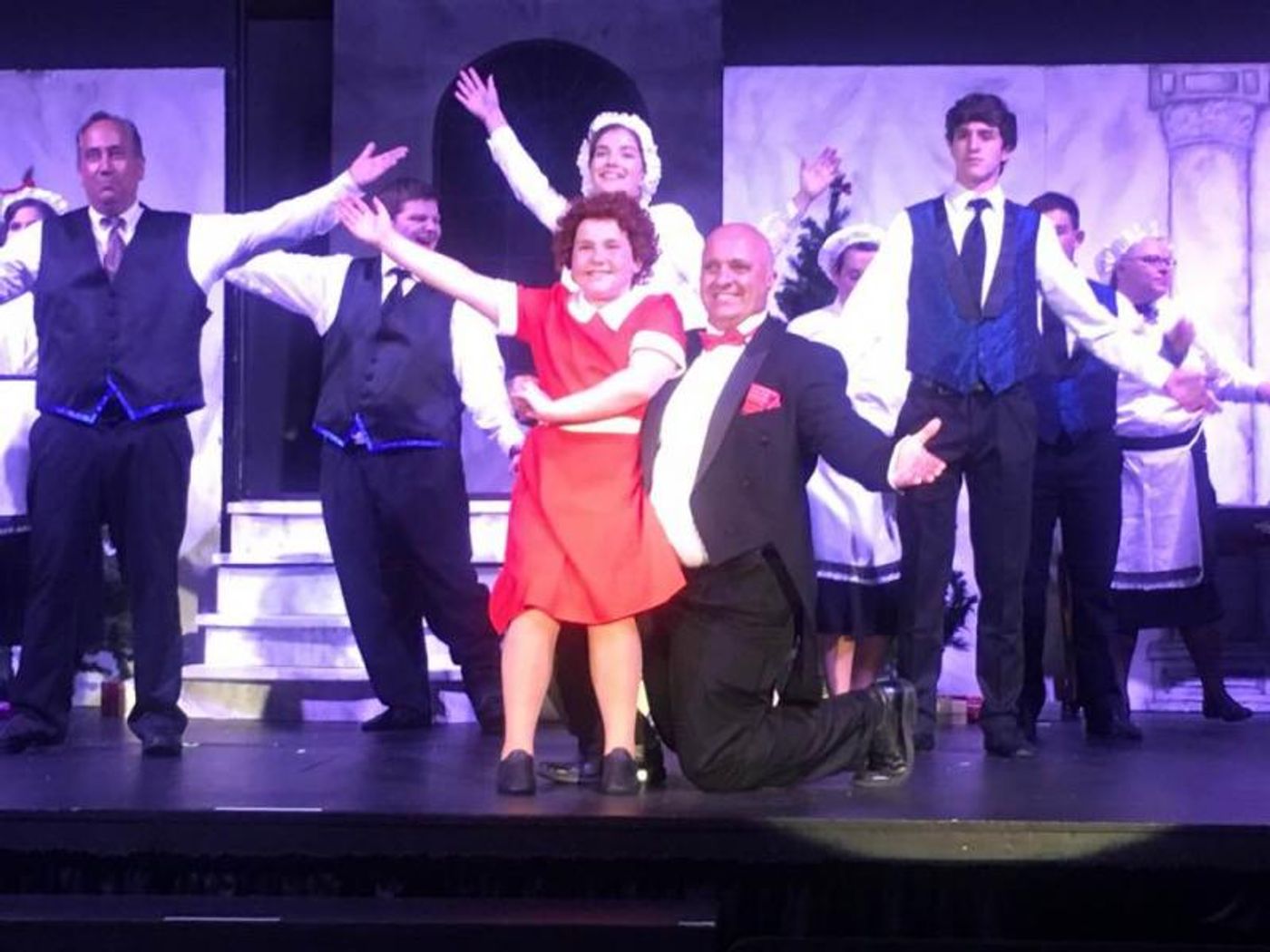 Review: ANNIE at Moorestown Theater Company  Image